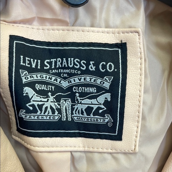 Levi's Pink FAUX Leather Moto Jacket with Asymmetrical Zipper - Picture 4 of 8